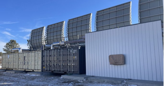 Thermal storage battery